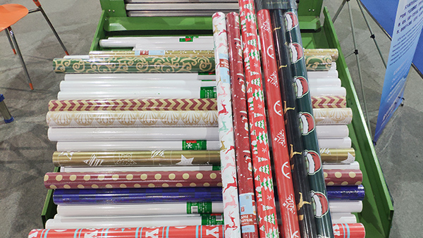 復(fù)卷機(jī)操作注意事項(xiàng)及性能特點(diǎn)有哪些？