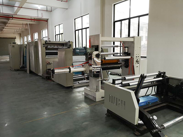 勝昌卷料燙金機(jī)成品率高，應(yīng)用范圍廣